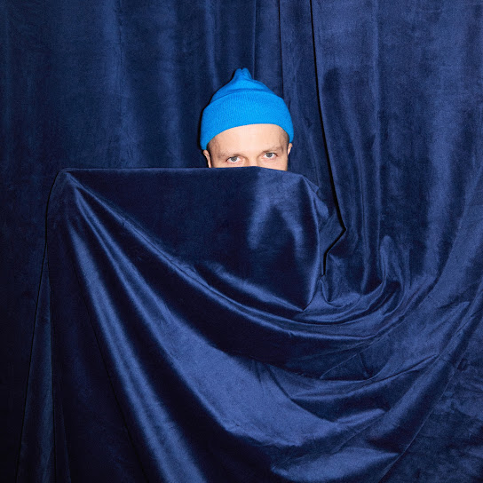 дощ іде, але сонце світить